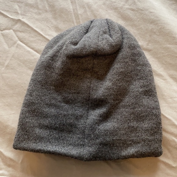 Umbro boys knit hat - NWOT - Picture 2 of 2